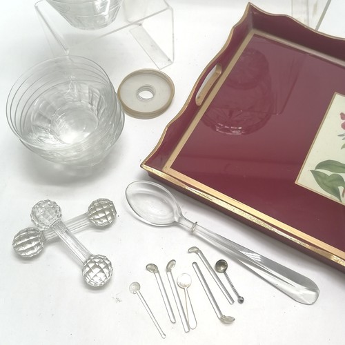 208 - Set of 12 x cut glass dishes (12cm diameter - no obvious damage) t/w deep cut glassware (Irish?) - a... 