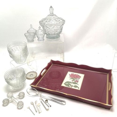 208 - Set of 12 x cut glass dishes (12cm diameter - no obvious damage) t/w deep cut glassware (Irish?) - a... 