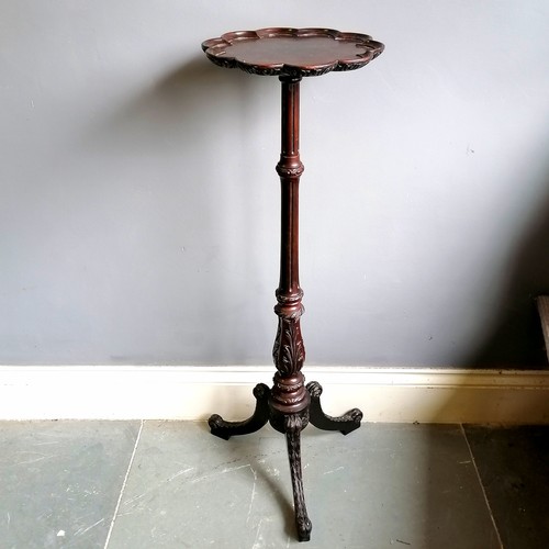 231 - Antique Irish mahogany candle stand / torchere with carved acanthus leaf detail & terminating on 3 c... 
