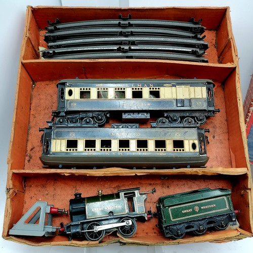 8 - Vintage Hornby No.2 Special Pullman 0 gauge complete set in box t/w qty of extra track & carriages a... 