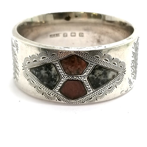 852 - 1928 Scottish stone set napkin ring by JC&S - 4cm diameter & 23g total weight with no obvious damage