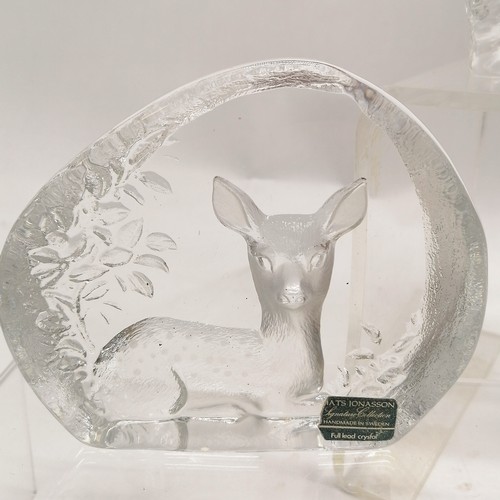 156 - 5 Mats Jonasson lead crystal  animal displays tallest otter 17cm high, including owl, deer, squirrel... 