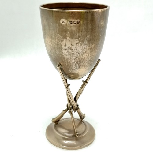 183 - 1939 silver shooting cup / trophy (by Robert Pringle & Sons) with triple rifle detail presented by C... 