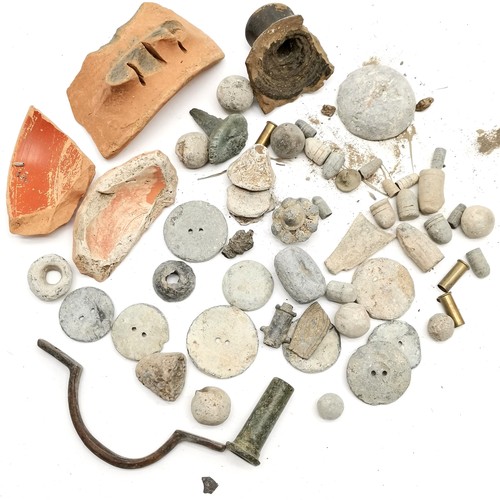 200 - Box containing metal detecting finds inc bronze buckles, antique buttons, pottery shards, toothed br... 