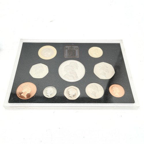 234 - 1997 UK proof coin collection - 10 coins 1p to £5 ~ case has signs of wear