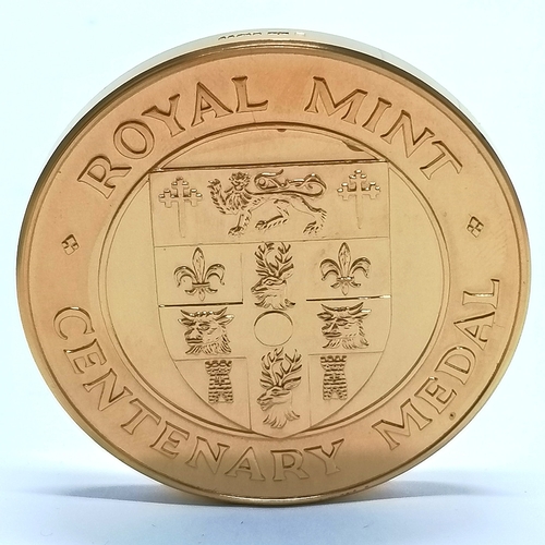 219 - Royal Mint 9ct hallmarked gold St John Centenary medal (900th anniversary) by Matthew Bonaccorsi in ... 