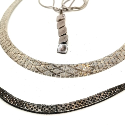 601 - 3 x silver marked necklaces (1 with pendant drop & 48cm chain) - 50g total weight - SOLD ON BEHALF O... 