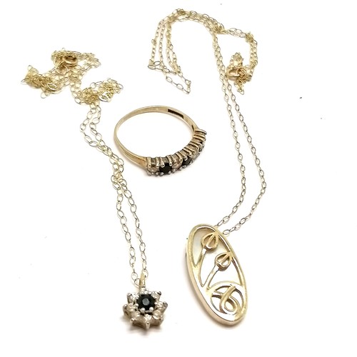 616 - 2 x 9ct hallmarked gold pendants on gold chains, 9ct gold sapphire / white stone ring (size L) - tot... 