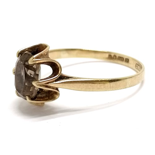 726 - 9ct Scottish hallmarked gold smoky quartz set ring - size P & 1.9g total weight - SOLD ON BEHALF OF ... 