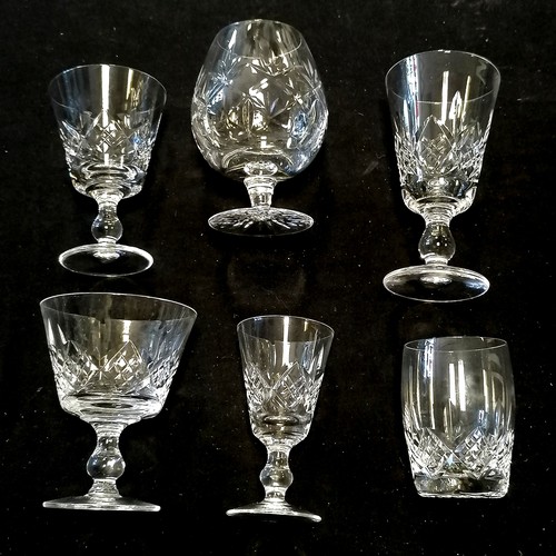 34 - Collection of Stuart crystal glassware, small tumblers, wine, sherry glasses etc, all in good condit... 