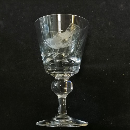 200 - David Williams 1970's qty of 48 x glassware engraved with bird decoration comprising of 2 decanters ... 