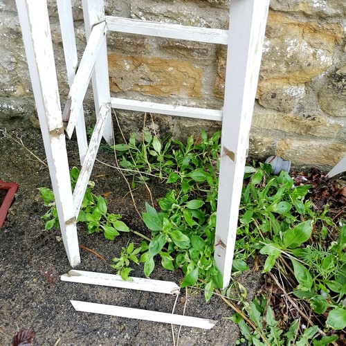 89 - Pair of white painted wooden obelisks A/F - 180cm high