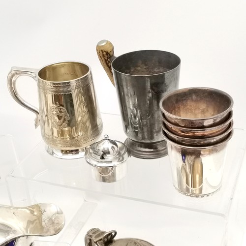 995 - Qty of silver plated wares inc 2 handled tray on 4 feet (56cm across), tankards inc horn handled, sp... 