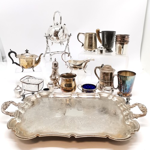 995 - Qty of silver plated wares inc 2 handled tray on 4 feet (56cm across), tankards inc horn handled, sp... 