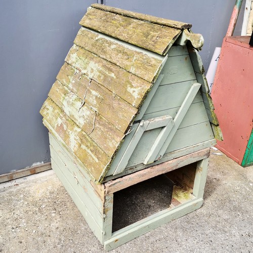 115 - Wooden 2 tier hen house with green paint finish by Forsham Cottage arts 125 cm high, 86 cm wide, 92 ... 