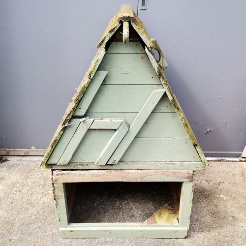 115 - Wooden 2 tier hen house with green paint finish by Forsham Cottage arts 125 cm high, 86 cm wide, 92 ... 