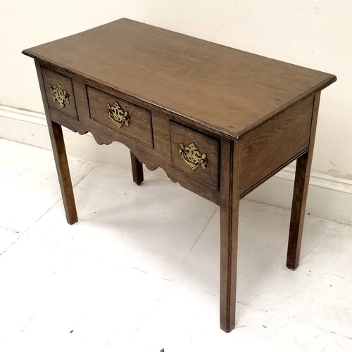 180 - Antique oak low boy with 3 drawers & 1 handle a/f - slight losses to 1 back leg - L85cm x D42cm H69c... 