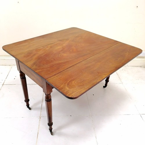 181 - Antique Victorian mahogany drop leaf Pembroke table with drawer to one end - slight chip on 1 leaf a... 