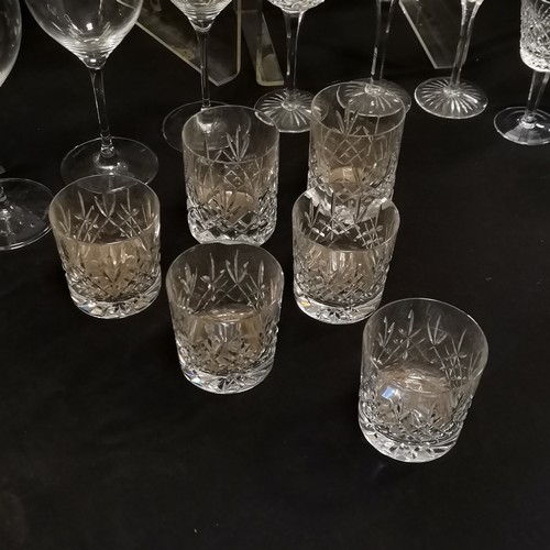 205 - Qty of glassware inc 5 x Waterford crystal wine glasses (15cm), 6 x Villeroy & Boch large wine goble... 