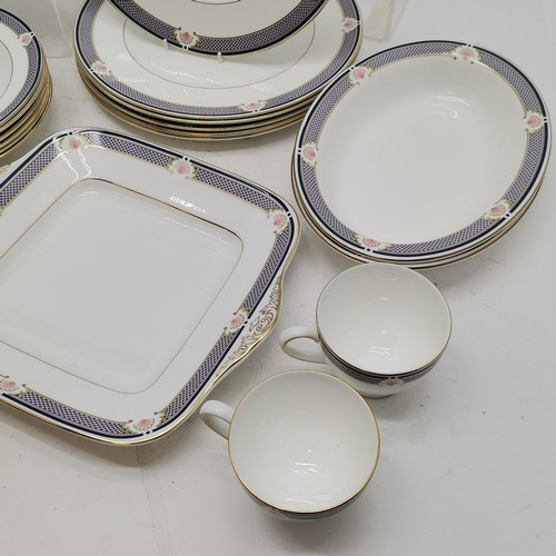 211 - Qty of Wedgwood Waverley bone china to include teapot, plates, gravy boat, etc - all in used conditi... 