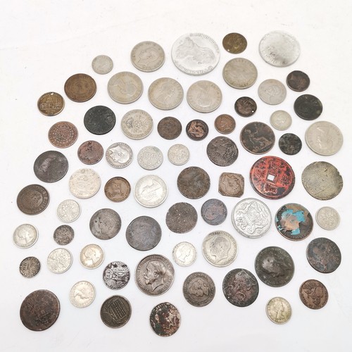 262 - Qty of coins, tokens etc inc silver