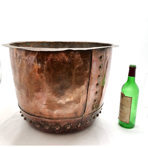 318 - Antique copper coal bin - 50cm diameter x 35cm high & in good used condition