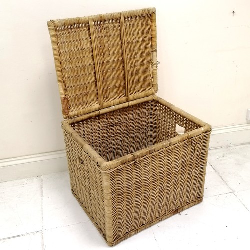 319 - Vintage large wicker linen / laundry basket - 69cm x 55cm x 60cm high ~ slight a/f to 1 part of lid