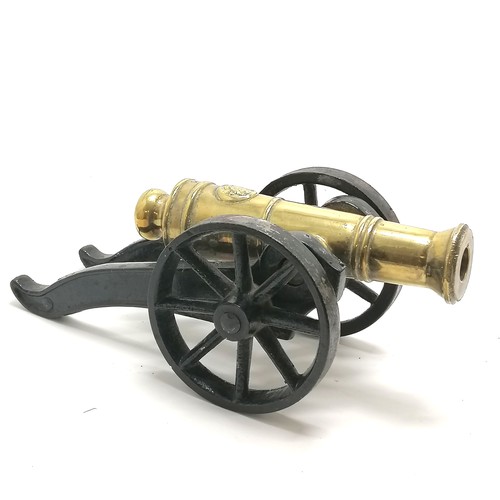 350 - Antique model brass cannon on a steel limber with Royal cypher to the barrel (24cm) - total length 3... 