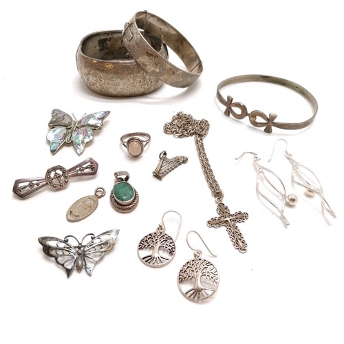 378 - Qty of silver jewellery inc 3 bangles (ankh bangle & 1 a/f), tree of life earrings, brooches (inc Me... 