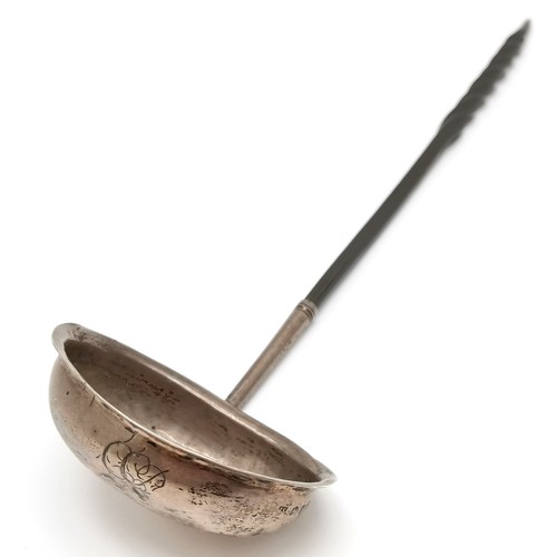 718 - Antique Georgian silver toddy ladle with baleen handle - 36.5cm & total weight 48g and has dents to ... 