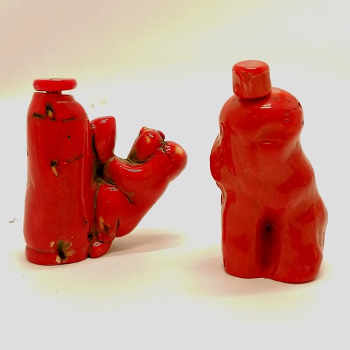 20 - 2 x hand carved coral Oriental snuff bottles - tallest 8.5cm ~ 1 with carp detail
