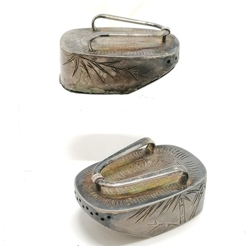 27 - Chinese 950 silver novelty pair of shoe shaped peppers (5cm & 47g) etc