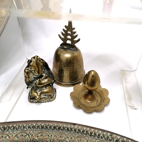 46 - Qty of brassware inc antique Ganesh deity figure (7.5cm), Islamic & Indian trays (largest 58cm diame... 