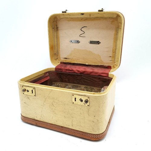 135 - Vintage travelling vanity case 35cm x 26cm x 22cm high - has losses to the interior ~ SOLD IN AID OF... 