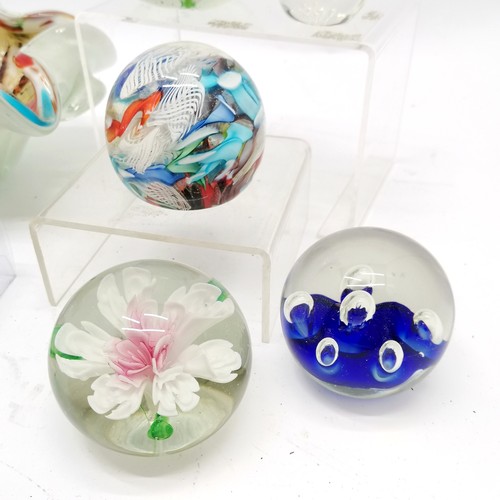 136 - Mid century glass dish T/W 7 glass paperweights ~ SOLD IN AID OF LOCAL CHARITY 'THE HONESTY JAR'