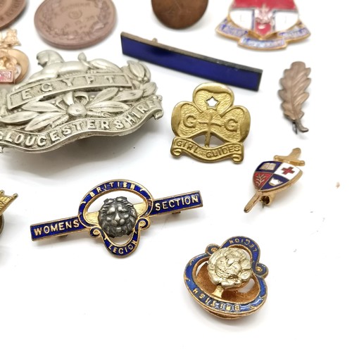 248 - Qty of military and other badges / buttons etc inc oak leaf decoration