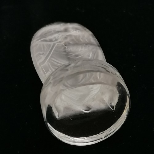 113 - Lalique Victoire seal #210 (4.5cm) ~ right hand edge has a small chip + a nibble and base has a smal... 