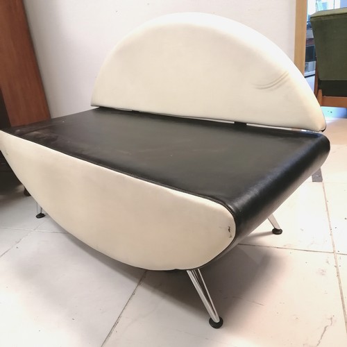 150 - Retro style cream and black vinyl seat with sputnik legs and open ended with rounded back - 122cm lo... 