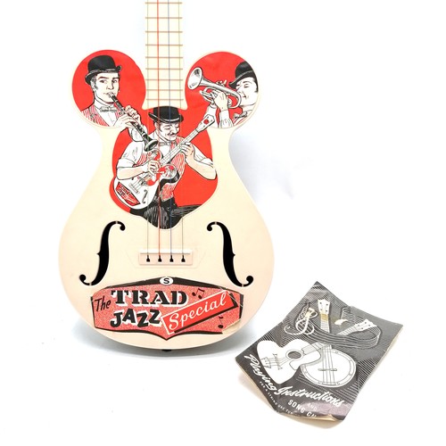 190 - Selcol Trad Jazz Special plastic guitar in original box ~ slight losses to 1 label on guitar t/w 3D ... 