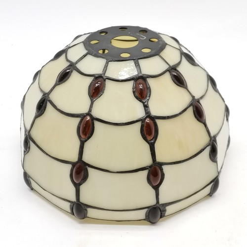 196 - Tiffany style glass lampshade 26cm diameter - no obvious signs of damage ~ SOLD IN AID OF LOCAL CHAR... 