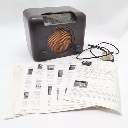 270 - Bush brown bakelite radio type DAC.90.A. - 29cm x 18cm x 23cm high ~ no obvious damage & untested