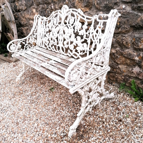 1 - Coalbrookdale design aluminium rustic pattern garden bench - has damage to the wooden slats otherwis... 