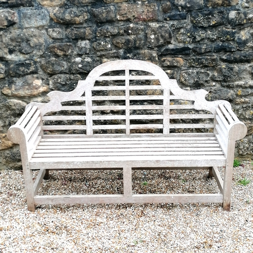 60 - Lutyens style teak bench - 165cm x 66cm x 105cm - in good used condition