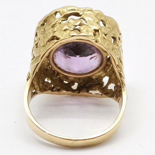 506 - John Donald 18ct hallmarked gold 1968 brutalist ring set with an amethyst in it's original retail le... 