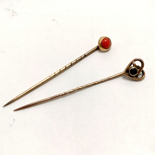 548 - Antique 15ct marked gold stick pin with coral detail (1g total weight) t/w Antique 9ct marked gold h... 