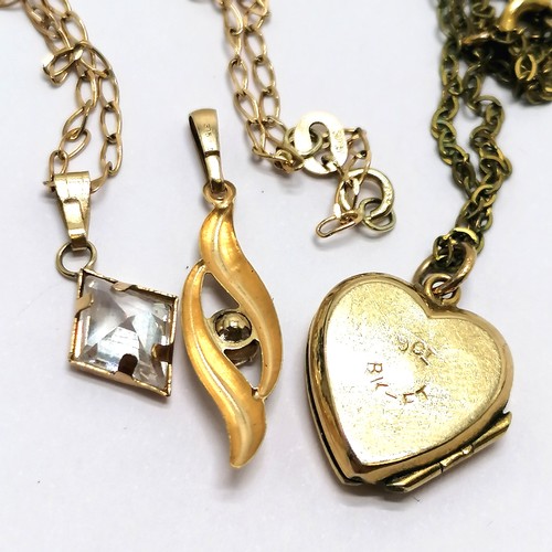 588 - 2 x 9ct marked gold pendants (1 on a 9ct marked 44cm chain) (2.1g) t/w 9ct gold front & back heart l... 