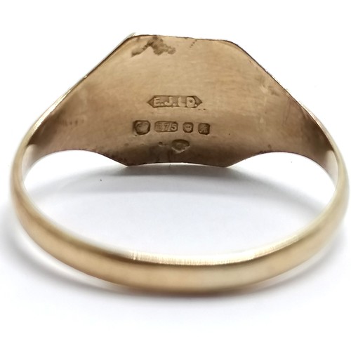 650 - 9ct hallmarked gold signet ring with diamond set detail & scroll design shoulders - size Q½ & 2.1g t... 