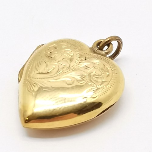 660 - 9ct front & back heart shaped pendant locket with engraved detail to front - 2.5cm drop & 2.6g total... 