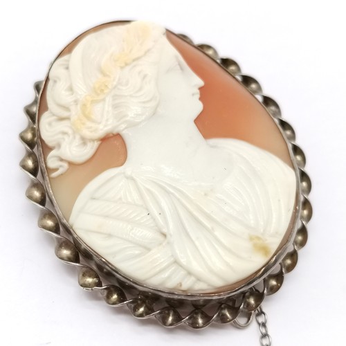 665 - Antique unmarked silver hand carved portrait cameo brooch - 4.8cm drop & 17.2g total weight ~ no obv... 