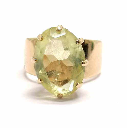 711 - 9ct hallmarked gold citrine stone set ring - size L & 5.2g total weight ~ some marks to the ring